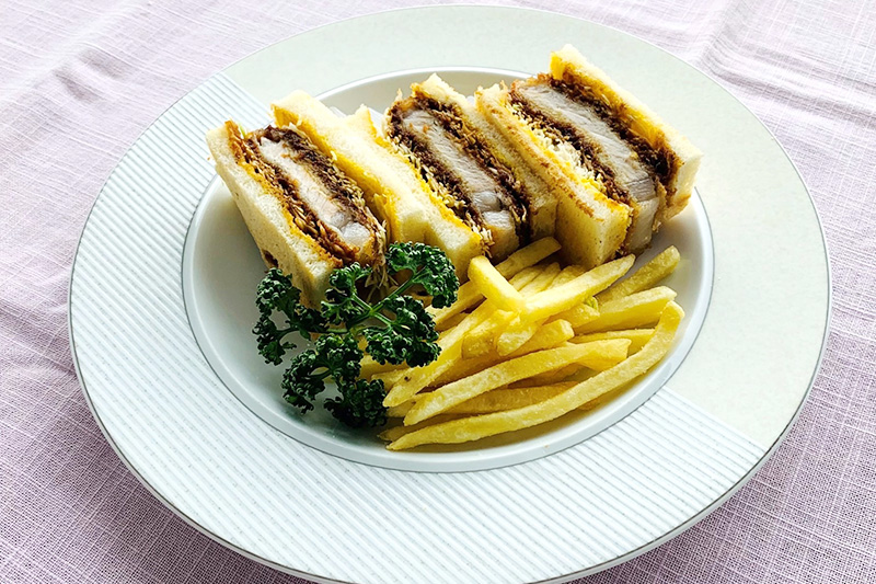 1,760円（税込）