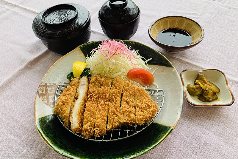 1,850円（税込）